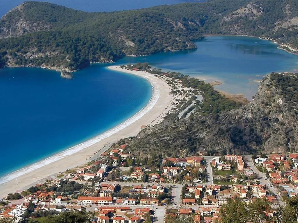Ilkiz Beach Hotel Ölüdeniz 2*,