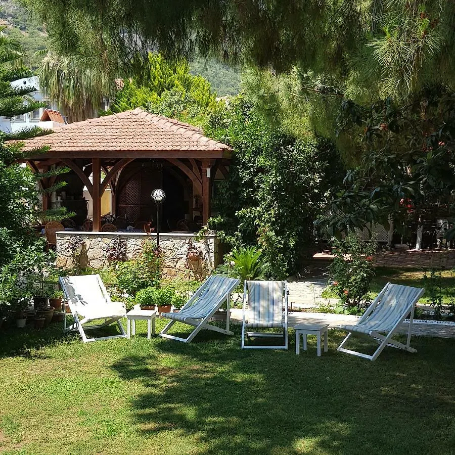 Ilkiz Beach Hotel Ölüdeniz 2*,