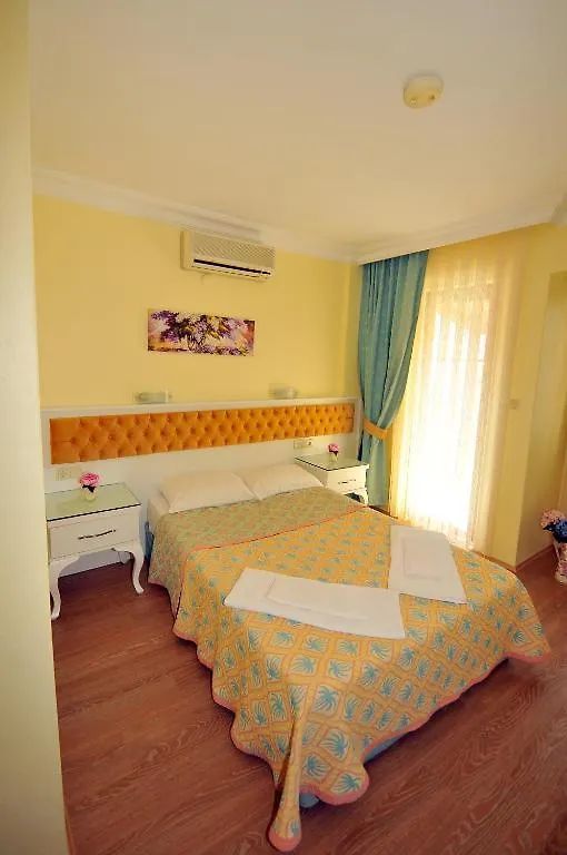 Ilkiz Beach Hotel Oludeniz 2*,